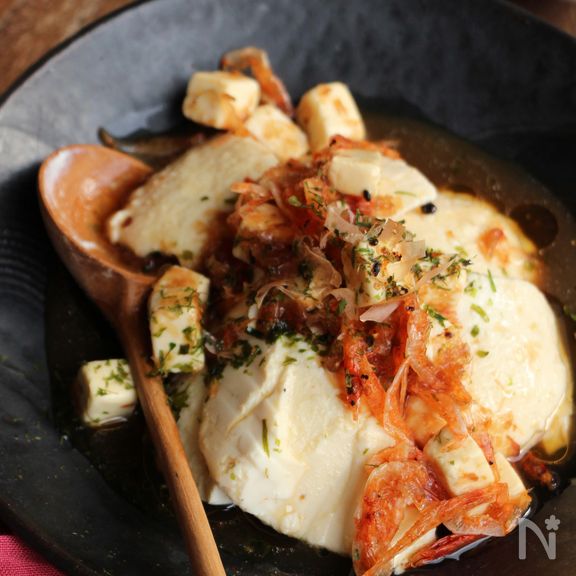 10分で作れる「おかかと桜えびのチーズ豆腐」