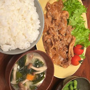 33の作ってみた!投稿(【我が家の生姜焼き】激うま！！お肉柔らか♡ご飯が進む！)