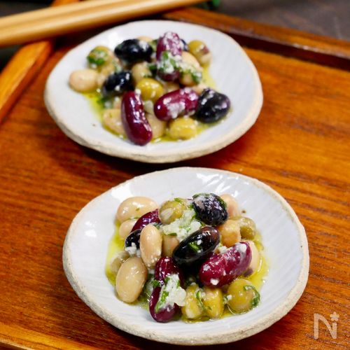 蒸し豆ミックスとバジルの塩麹あえ