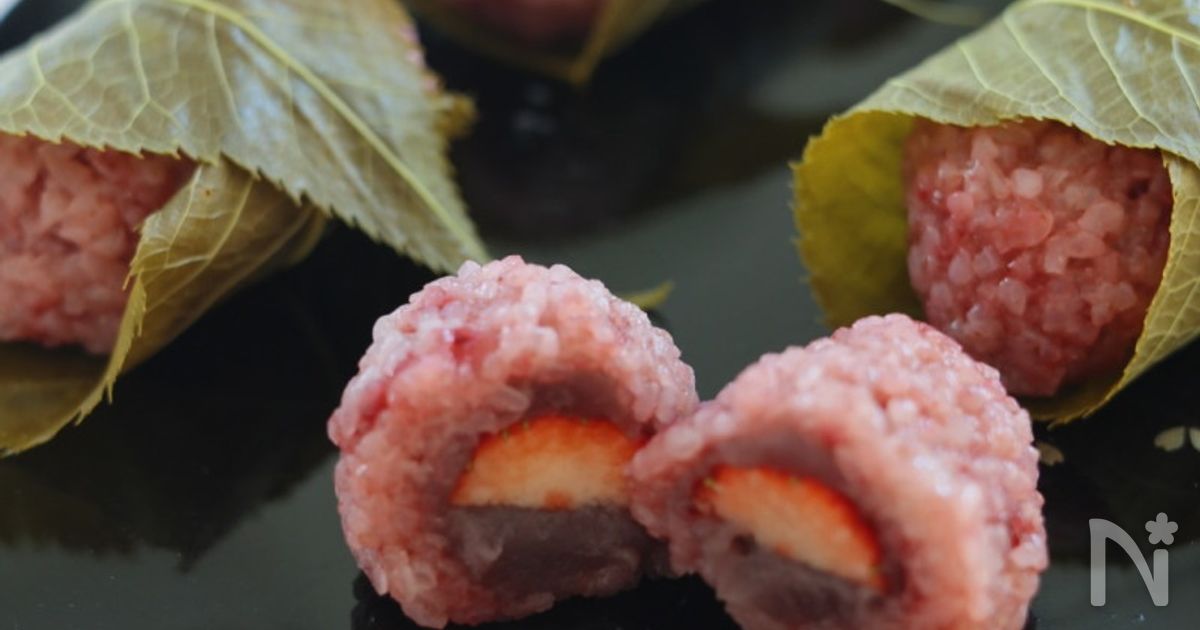 レンジで簡単！苺の桜もち いちごパウダーで可愛いピンクに♪