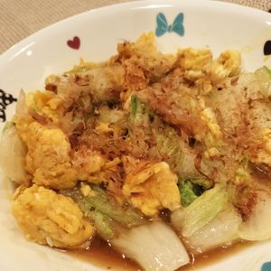 232088の作ってみた!投稿(行列の定食屋さんの🍚白菜と卵の和風うま塩バタポン炒め🤩)