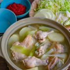 鶏もも肉と手羽元で作る。おうちタッカンマリ