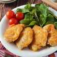 節約、簡単、旨い！鶏むね肉のチーズ入りピカタ
