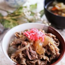 つゆだく～♡お肉柔らかしみる美味しさ♪家族喜ぶ我が家の牛丼