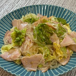 楽ラク手抜キッチン🐶🐾の作ってみた!投稿(レンジで簡単《キャベツたっぷり♡春雨サラダ》)