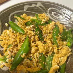 1224899の作ってみた!投稿(食材２つ！とろとろ…【スナップエンドウのオイたま炒め】)