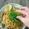 ソースのうま味たっぷり！【大人のバターソースレモンパスタ】の工程5