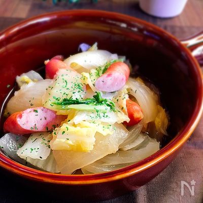 あと一品☆ソーセージと白菜のスープ煮