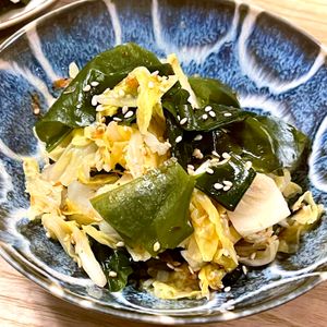 michuの作ってみた!投稿(レンチン3分《キャベツとわかめのごま酢サラダ》)