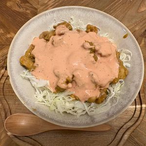 まなの作ってみた!投稿(お家にある調味料で♩【簡単ケバブ風丼】)