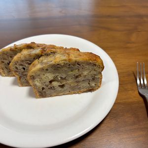 こむぎの作ってみた!投稿(旨♡バナナたっぷり♡『完熟バナナケーキ』簡単混ぜて焼くだけ♪)