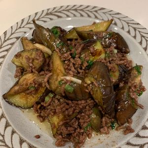 ぐ〜たら子の作ってみた!投稿(【白米必須】”ナスとひき肉のスタミナ炒め”)