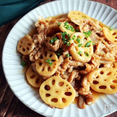 【豚肉とれんこんの甘酢炒め】おすすめ旬レシピ