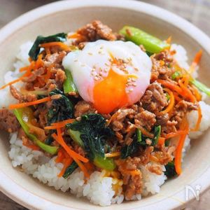 絶品ワンパンビビンバ。10分で完成！焼肉のたれで味決まる。