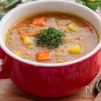 余り野菜で作る♪ひき肉入りカレースープ