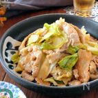 材料2つ☆豚こまキャベツの簡単回鍋肉。