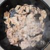 豚バラきゅうりの梅塩昆布炒め|さっぱり×旨みで夏バテ解消!の工程2