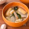 【ごぼうと油揚げのお味噌汁】炒めて風味UP！の工程2