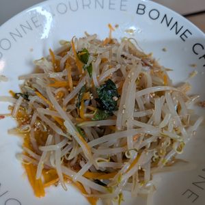 かめちゃきの作ってみた!投稿(【もやしと大葉のナムル】ボウルごと抱えて食べたいレシピ)