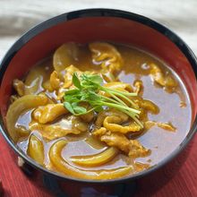 【絶品本格的！】豚こまで♡とろとろカレーうどん