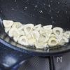 フライドガーリックで食べる鉄板ジュージューカルビ焼肉の下準備