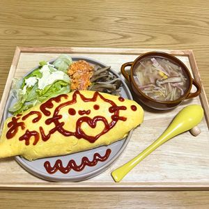 お腹空いたねこの作ってみた!投稿(きれいに仕上がる♩やさしいオムライス)