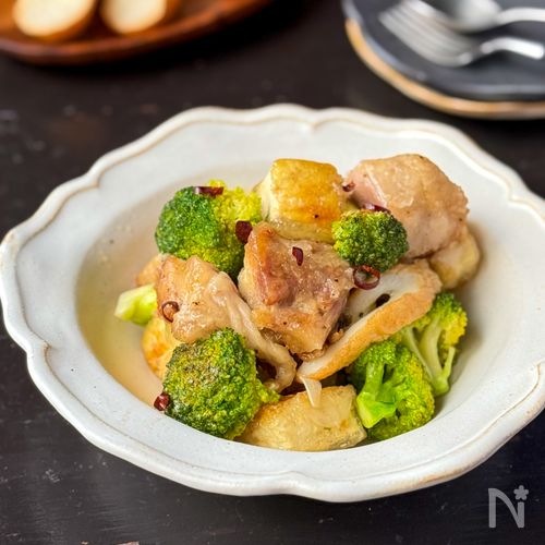 【鶏もも肉とブロッコリーの無限ペペロン】