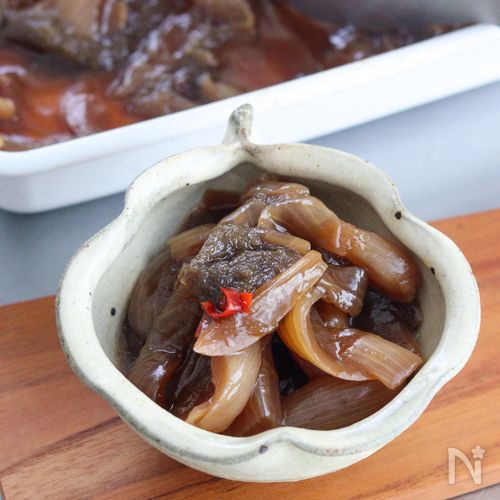 「簡単美味しい」旬の新玉ねぎで【新玉昆布漬け】