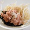 ［チンして和えるだけ！わかめともやしの中華風ツナ和え］の工程2