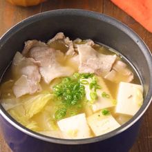パパッとプチ鍋♪白菜と豚バラのうま塩鍋