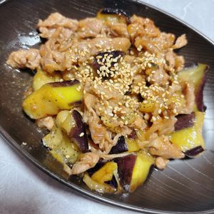 し☆の作ってみた!投稿(定食屋さん風《茄子と豚こまの生姜焼き》)