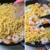 シーフードカレー焼きそば│旨辛スパイシー！お手軽スタミナ麺の工程5