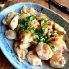 鶏モモと玉ねぎで☆ごはんがすすむ【しっとり旨ダレ蒸し焼き】