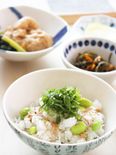 夏バテ予防にも！枝豆と梅干しのあっさり混ぜごはん