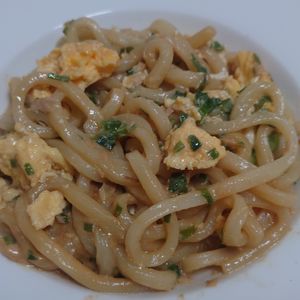 オレンジの作ってみた!投稿(旨味たっぷり！青ねぎまみれ♡ツナたまオイマヨ焼きうどん)