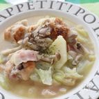 鶏手羽元の塩バタースープ