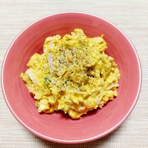 よっこの作ってみた!投稿(【クリームチーズとハムのかぼちゃサラダ】10分で簡単デリ♡)