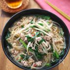 【まるでラーメン屋さんの味！】旨辛ニラもやしあんかけそば
