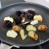 『鶏もも肉と秋野菜の甘酢炒め』たれが絡んでご飯が進む♫の工程4