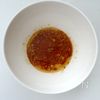 ［キムチ納豆と豆腐のスープ］食べる腸活スープ！火も包丁も不要の工程1