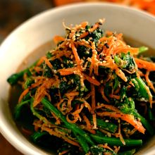 ほうれん草ナムル（わが家の薬膳）
