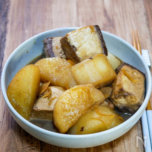 肉厚ぶりで作る定番「ぶり大根」