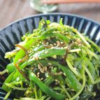 5分で完成！めちゃ旨＊ピーマンと豆苗のやみつき塩昆布ナムル