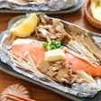 切って包んで蒸すだけ！『フライパンDE塩鮭のホイル焼き』