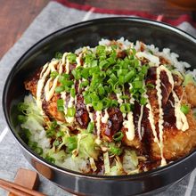 大食い男子も大絶賛！丸ごと味噌マヨチキンカツ丼