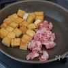 かさまし厚揚げで節約&大満足!豚こまニラ玉の工程3