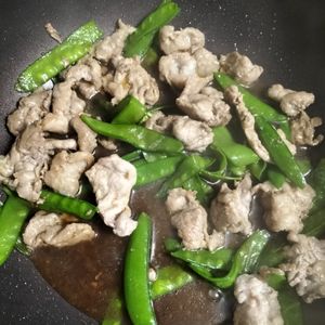 1207859の作ってみた!投稿(簡単‼︎
豚こま肉✖️いんげんの甘辛炒め)