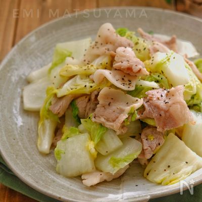 ＊白菜と豚バラの旨塩にんにく炒め＊