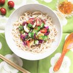 鶏ささみとおくらのサラダうどん☆和風ジュレかけ