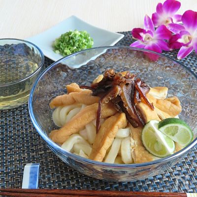 【うどん】ランチに♪ふっくらお揚げの冷やしきつねうどん